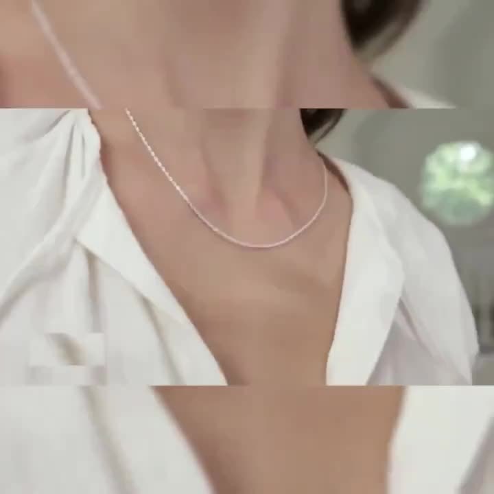 Unisex S925 Silver Twisted Chain Necklace — Versatile Clavicle Chain